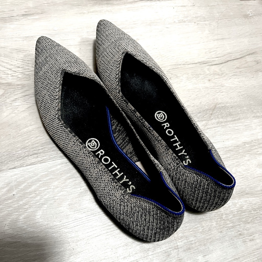 Rothy’s The Point! Nice gray neutral. Very good used condition.